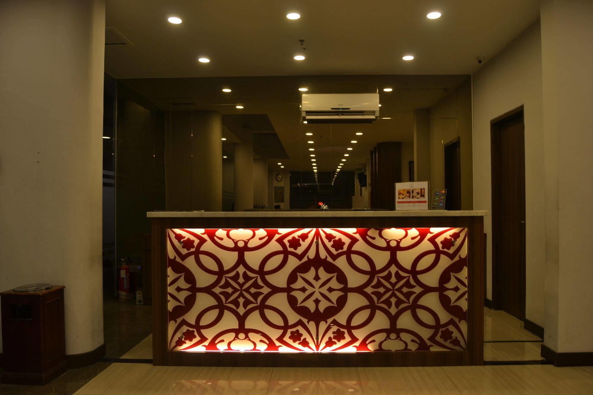 โรงแรมเจ เมดาน ภายนอก รูปภาพ